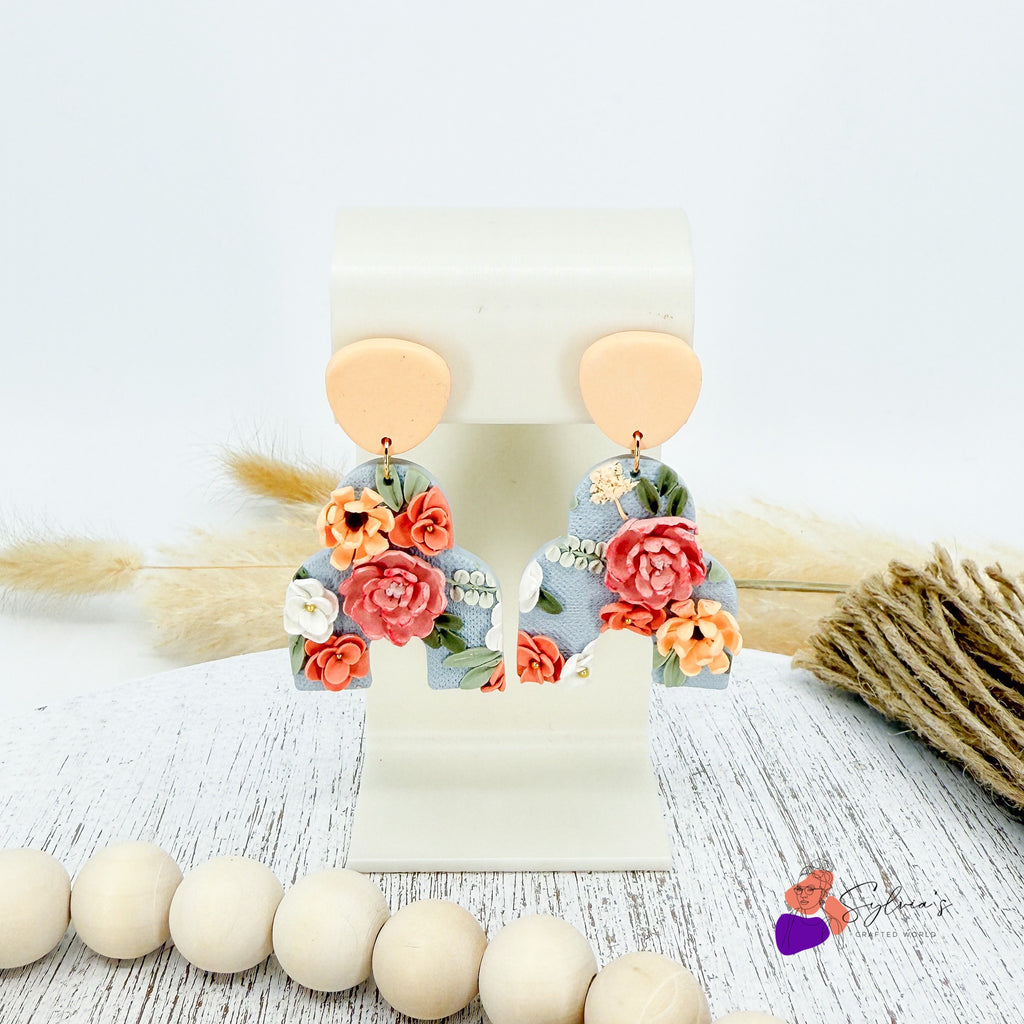 Boucles d'oreilles florales en forme d'arche mauresque "Nelia" en Argile Polymère et Laiton doré à l'or fin 24K