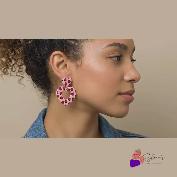Boucles d'oreilles en forme de cœur et cercle avec motif léopard rose